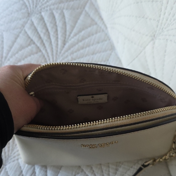 kate spade Cream Crossbody Bag with Gold Chain - Picture 8 of 9